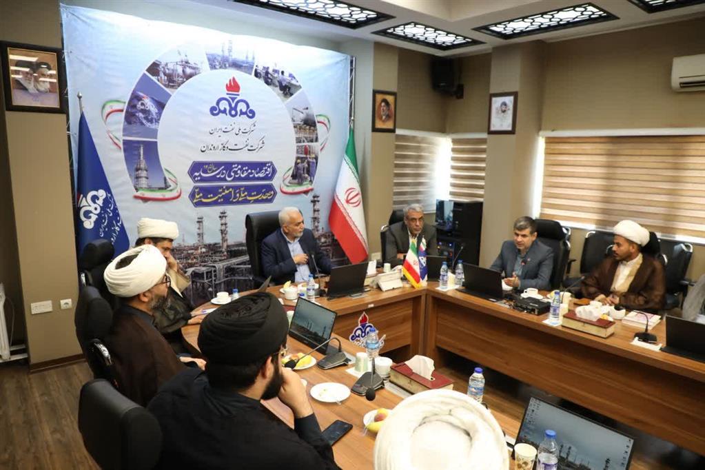 تأكید مدیرعامل اروندان بر توسعه فرهنگ اقامه نماز و ارتقای معنویت كاركنان